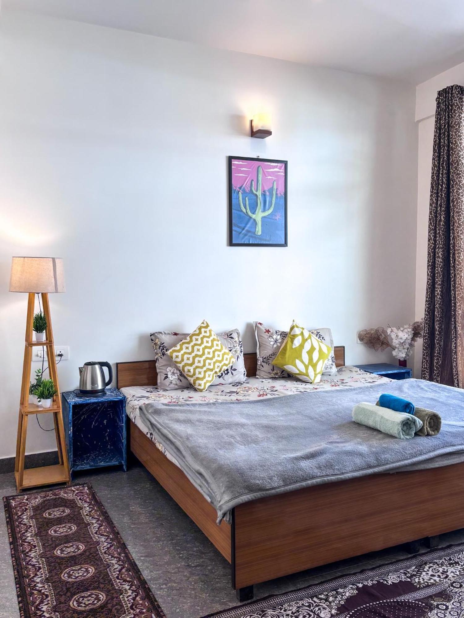 The Void - Dharamkot Apartment Dharamshala Phòng bức ảnh